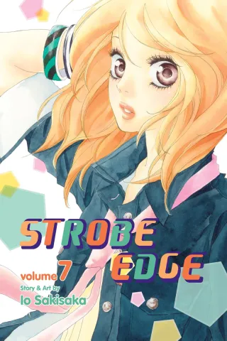 Cover of Strobe Edge volume 7, English edition